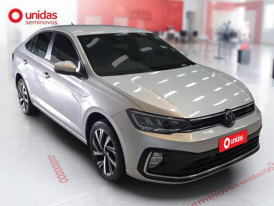 VOLKSWAGEN VIRTUS 1.0 200 TSI HIGHLINE AUTOMÁTICO